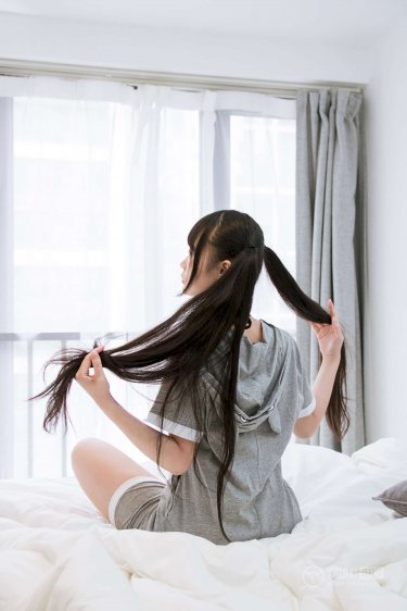 边潇潇